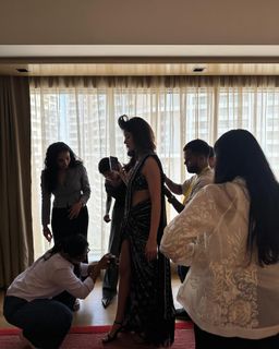Shanaya Kapoor feet photo 9