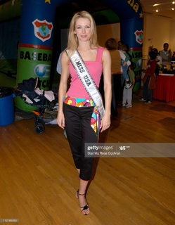 Shandi Finnessey feet photo 7