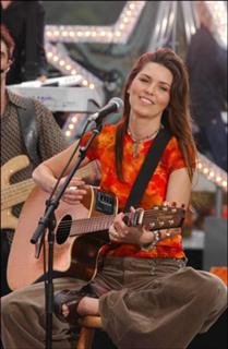 Shania Twain feet photo thumbnail