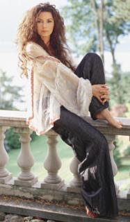 Shania Twain feet photo thumbnail
