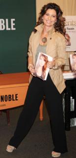 Shania Twain feet photo thumbnail