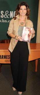 Shania Twain feet photo thumbnail