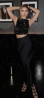 Shania Tyra Geiss feet photo 6