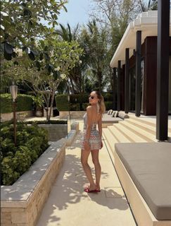 Shania Tyra Geiss feet photo 3