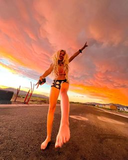 Shanin Blake feet photo 18