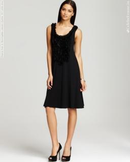 Shanina Shaik feet photo thumbnail