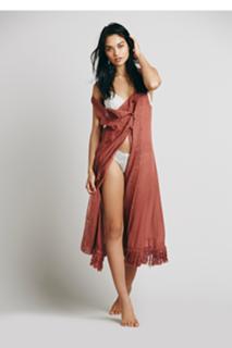 Shanina Shaik feet photo thumbnail