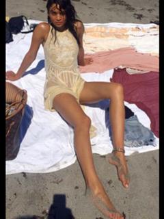 Shanina Shaik feet photo thumbnail