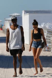 Shanina Shaik feet photo thumbnail
