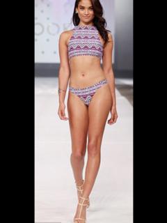 Shanina Shaik feet photo thumbnail