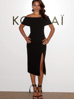 Shanina Shaik feet photo thumbnail