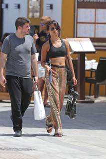 Shanina Shaik feet photo thumbnail