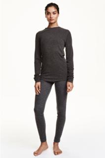 Shanina Shaik feet photo thumbnail