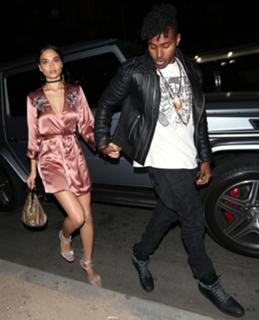 Shanina Shaik feet photo thumbnail