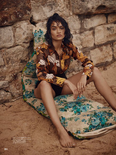 Shanina Shaik feet photo thumbnail