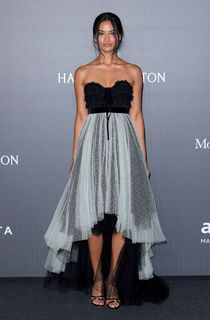 Shanina Shaik feet photo thumbnail