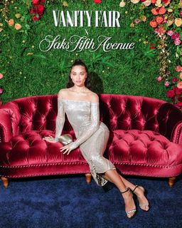 Shanina Shaik feet photo thumbnail