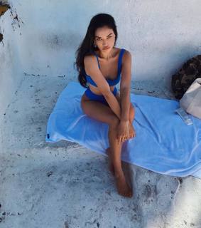 Shanina Shaik feet photo thumbnail