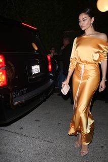 Shanina Shaik feet photo thumbnail