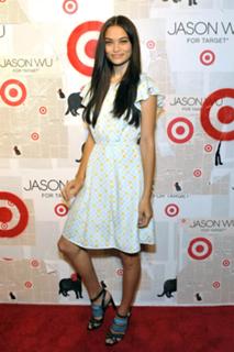 Shanina Shaik feet photo thumbnail