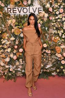 Shanina Shaik feet photo thumbnail