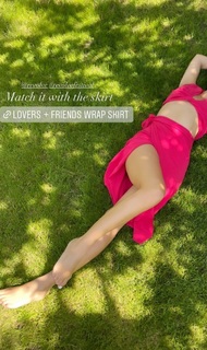 Shanina Shaik feet photo thumbnail