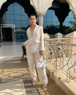 Shanina Shaik feet photo thumbnail