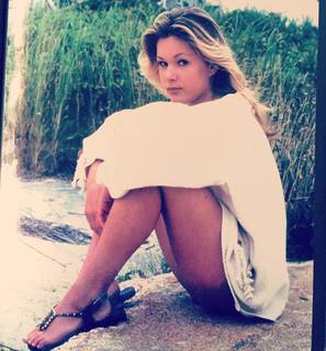 Shanna Moakler feet photo 5