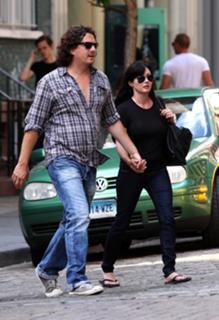 Shannen Doherty feet photo thumbnail
