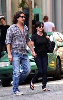 Shannen Doherty feet photo thumbnail