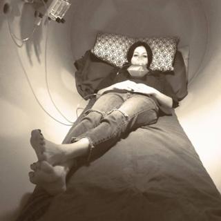 Shannen Doherty feet photo thumbnail