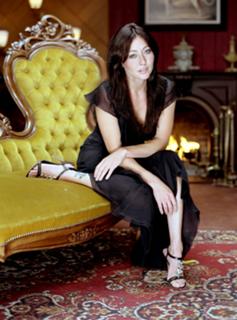 Shannen Doherty feet photo thumbnail