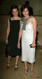 Shannen Doherty feet photo thumbnail