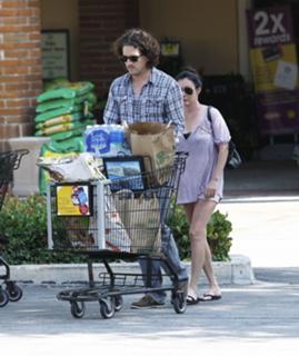 Shannen Doherty feet photo thumbnail