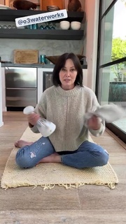 Shannen Doherty feet photo thumbnail
