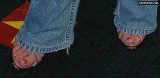 Shannen Doherty feet photo thumbnail
