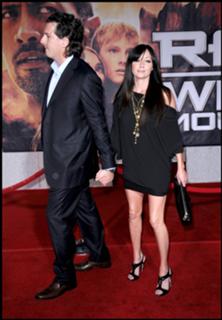 Shannen Doherty feet photo thumbnail
