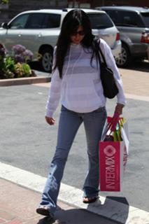 Shannen Doherty feet photo thumbnail