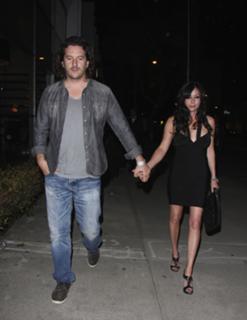 Shannen Doherty feet photo thumbnail