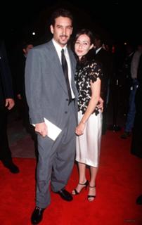 Shannen Doherty feet photo thumbnail