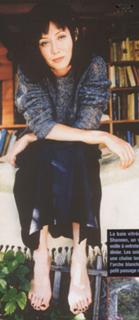 Shannen Doherty feet photo thumbnail