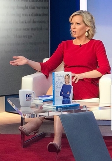 Shannon Bream feet photo thumbnail