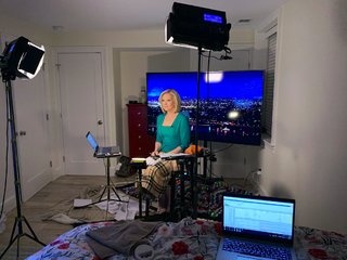 Shannon Bream feet photo thumbnail