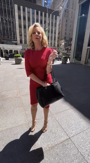 Shannon Bream feet photo thumbnail
