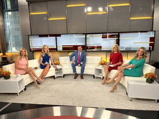 Shannon Bream feet photo thumbnail