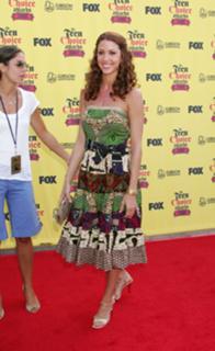 Shannon Elizabeth feet photo thumbnail