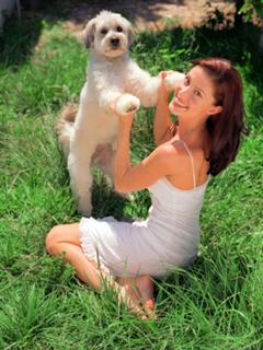 Shannon Elizabeth feet photo thumbnail