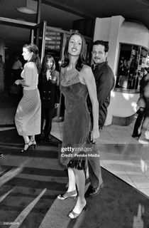 Shannon Elizabeth feet photo 11
