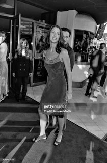 Shannon Elizabeth feet photo 10