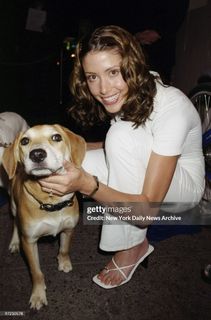 Shannon Elizabeth feet photo 5